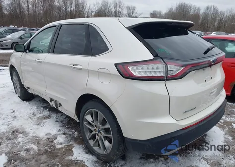 2015 Ford Edge Titanium z USA, uszkodzony, nr VIN 2FMPK4K96FBB31819